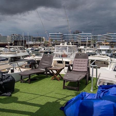 Habitacion Marineria Boat Aloha Barcelona Exteriör bild