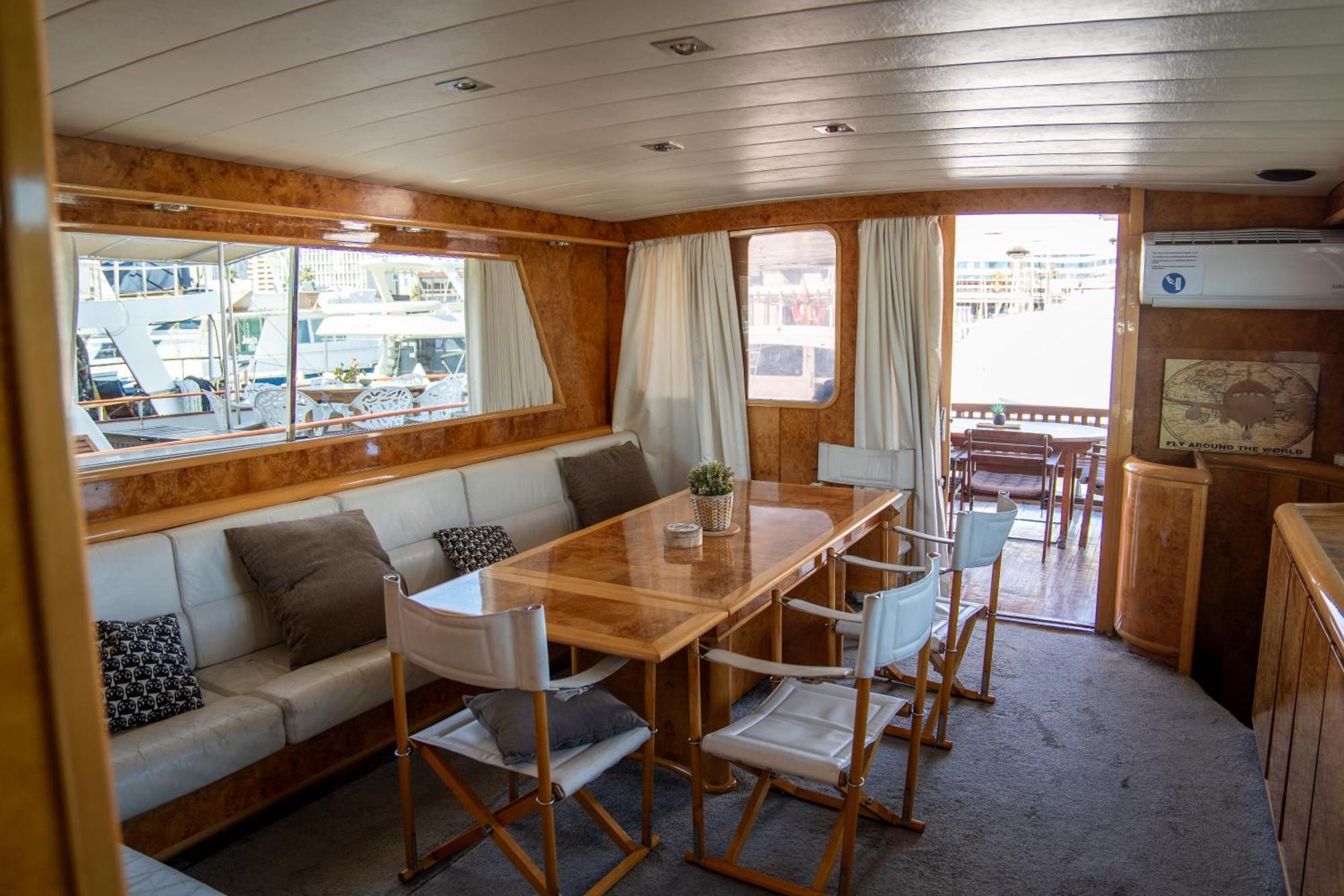 Habitacion Marineria Boat Aloha Barcelona Exteriör bild