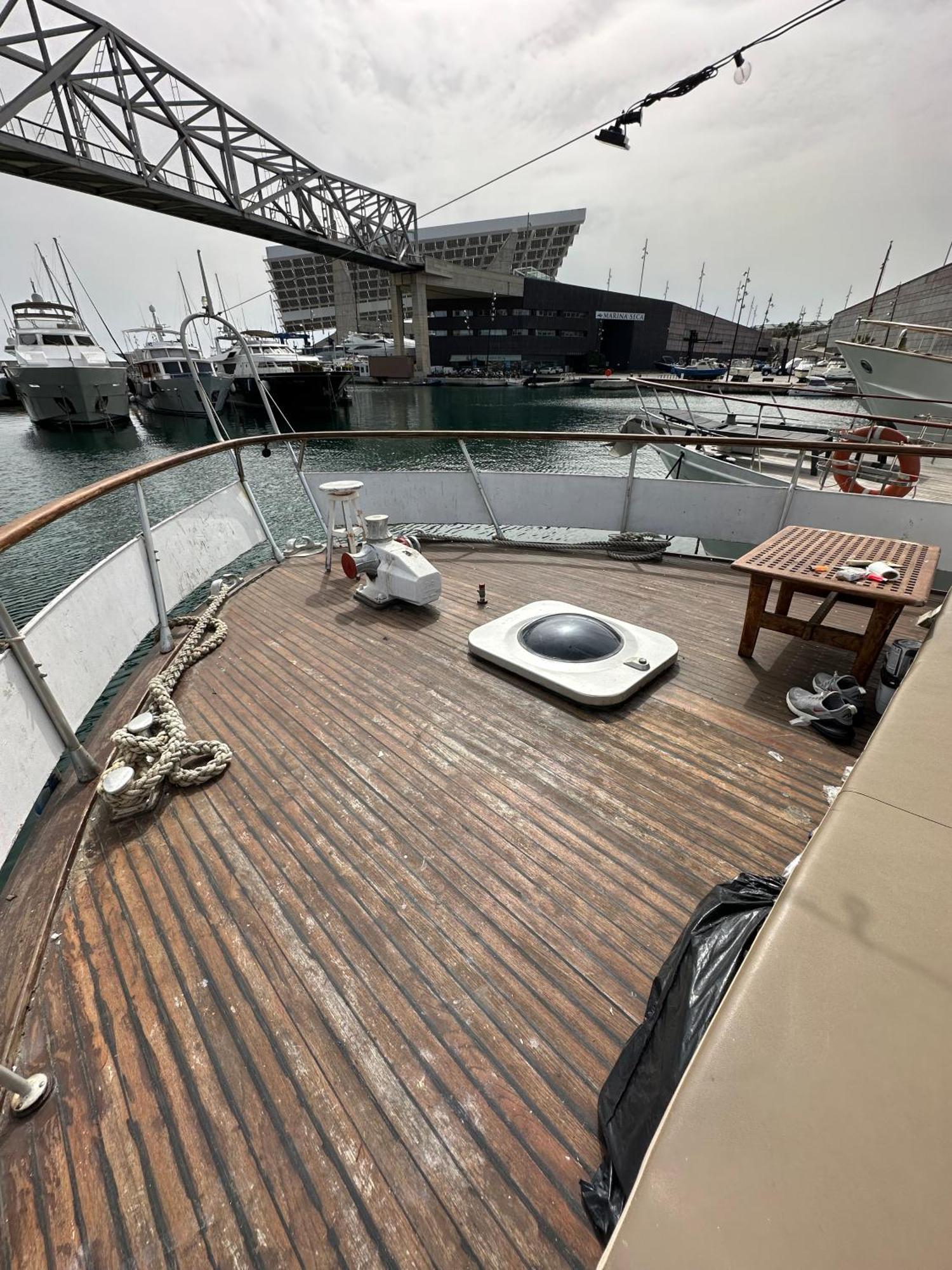 Habitacion Marineria Boat Aloha Barcelona Exteriör bild