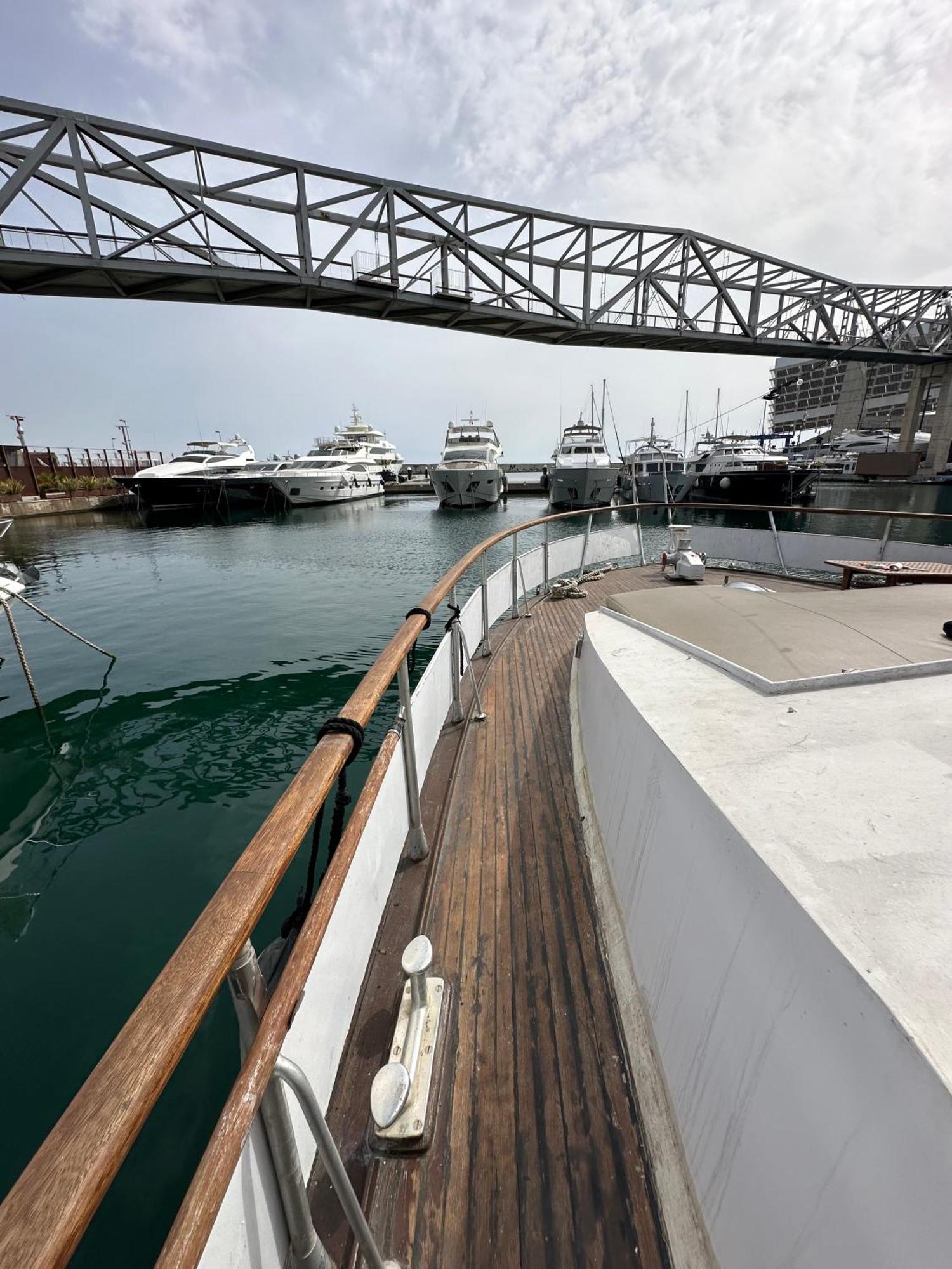 Habitacion Marineria Boat Aloha Barcelona Exteriör bild